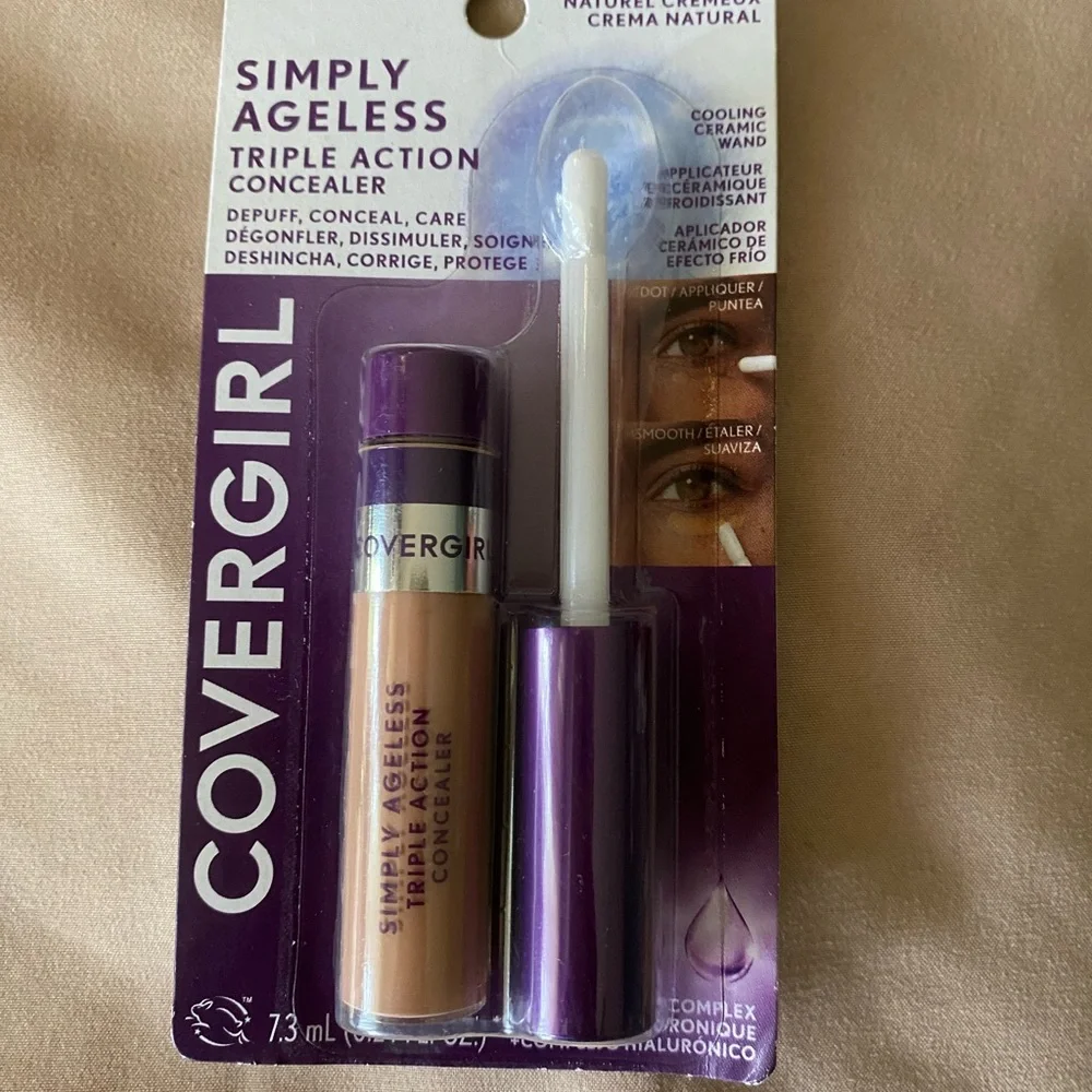 NWT Covergirl simply ageless triple action concealer